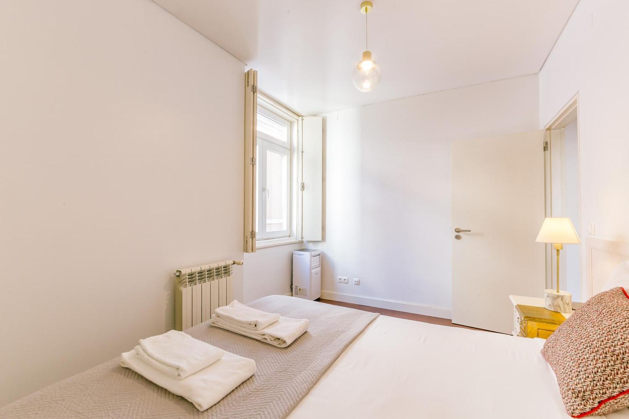 Chiado 2 Bedroom Elegant Apartment Lisabona Exterior foto
