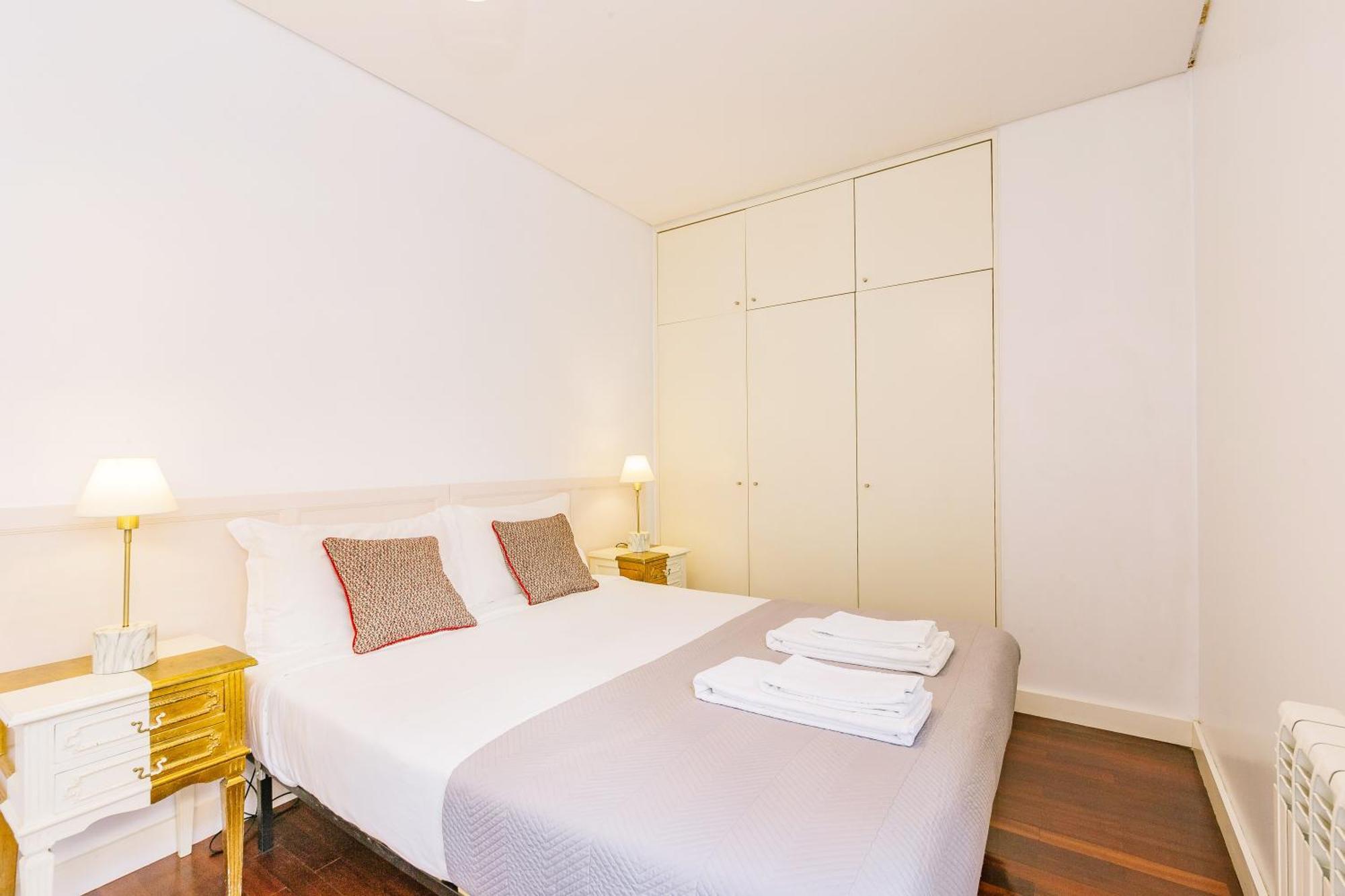 Chiado 2 Bedroom Elegant Apartment Lisabona Exterior foto